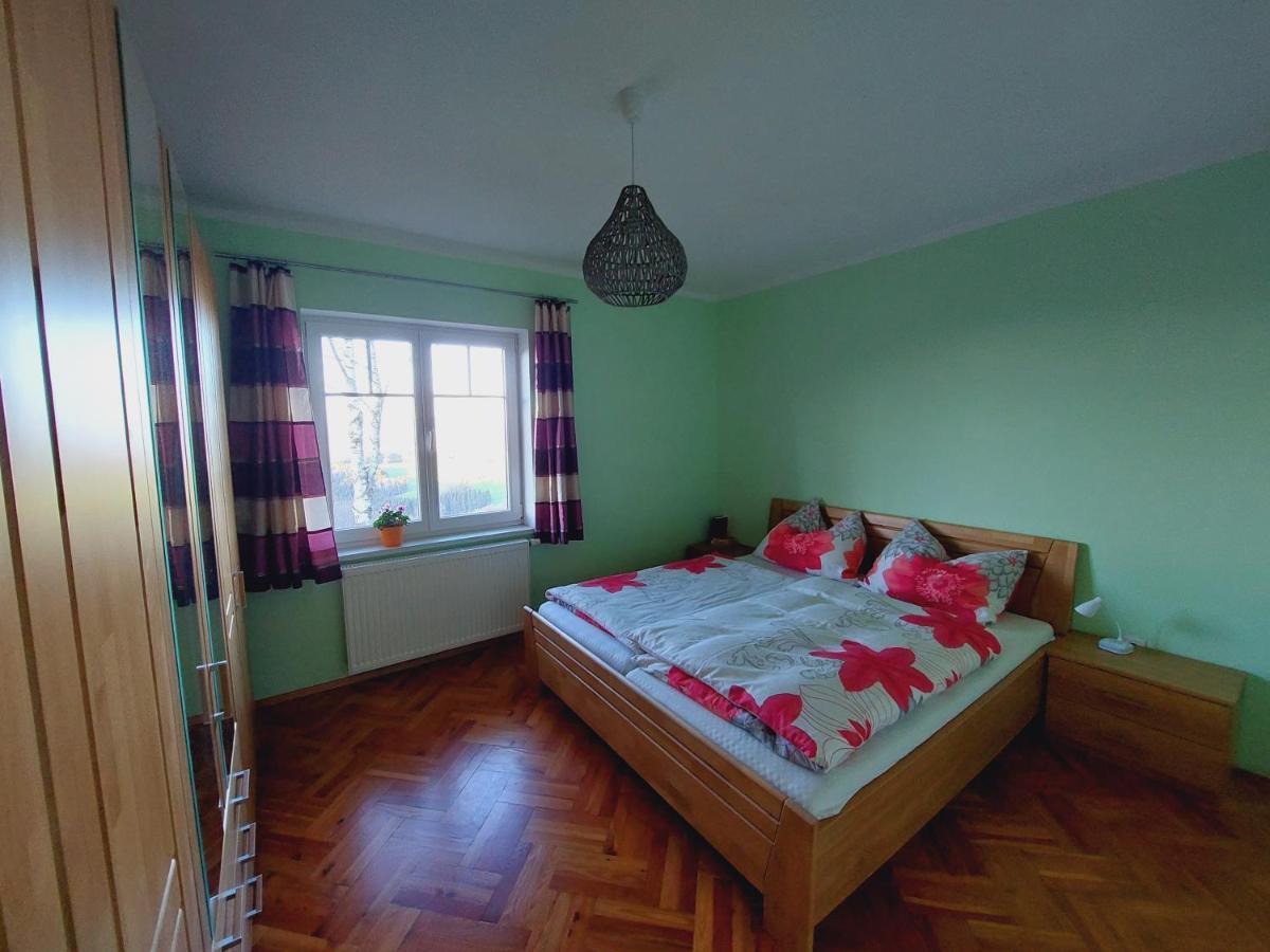 Ferienwohnung Lucy Am Lonitzberg Steinakirchen Am Forst Екстериор снимка